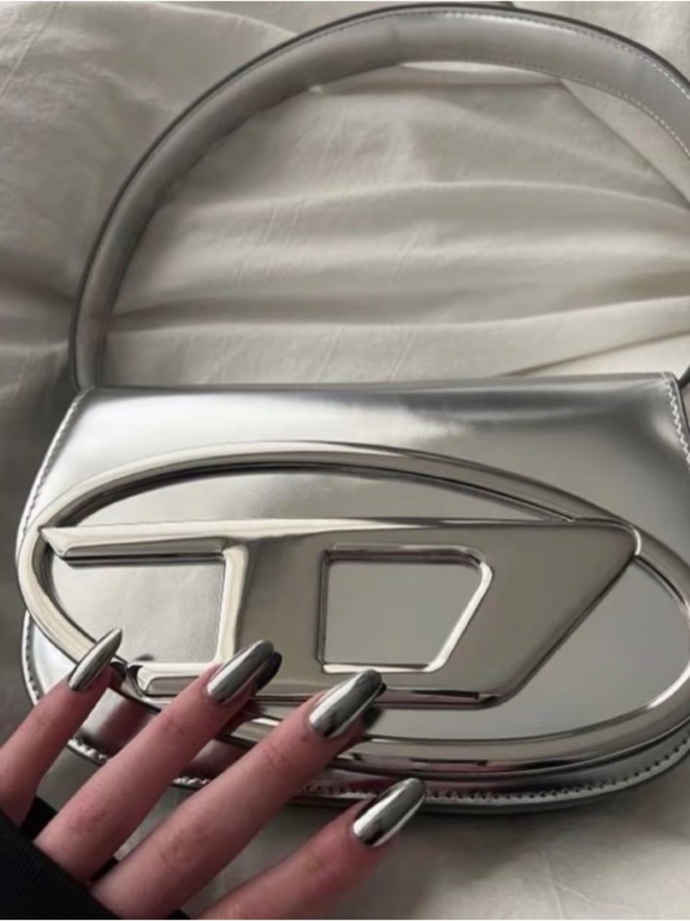 DIESEL 1DR Silver Metallic Leather Bag — Adjustable Crossbody / Shoulder Bag